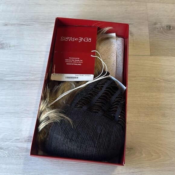 Rene of Paris Bailey Wig creamy toffee NWT in box - Picture 6 of 8